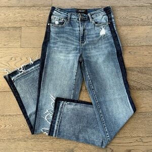 Judy Blue Distressed Frayed Hem Straight Leg Jeans